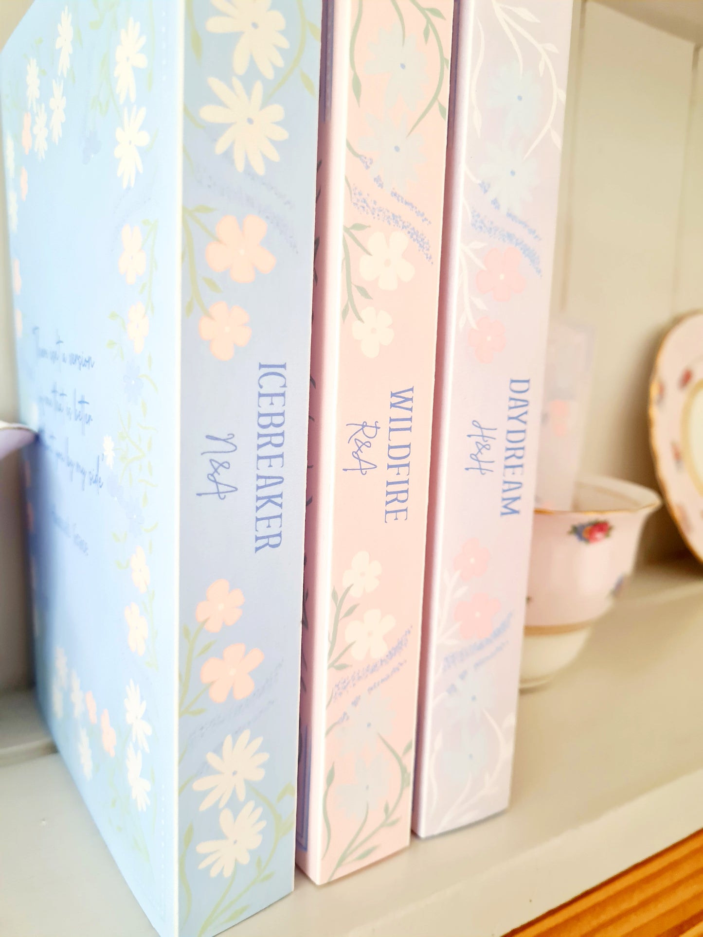 Maple Hill Dust Covers and Bookmarks Hannah Grace